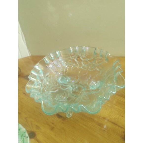 Vintage Imperial Glass Ice Blue 3 Footed Glass Bowl Maker Marked with Iron Cross - Picture 9 of 13